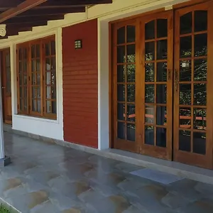 No.11 Uptown Econostay , Канди Шри-Ланка
